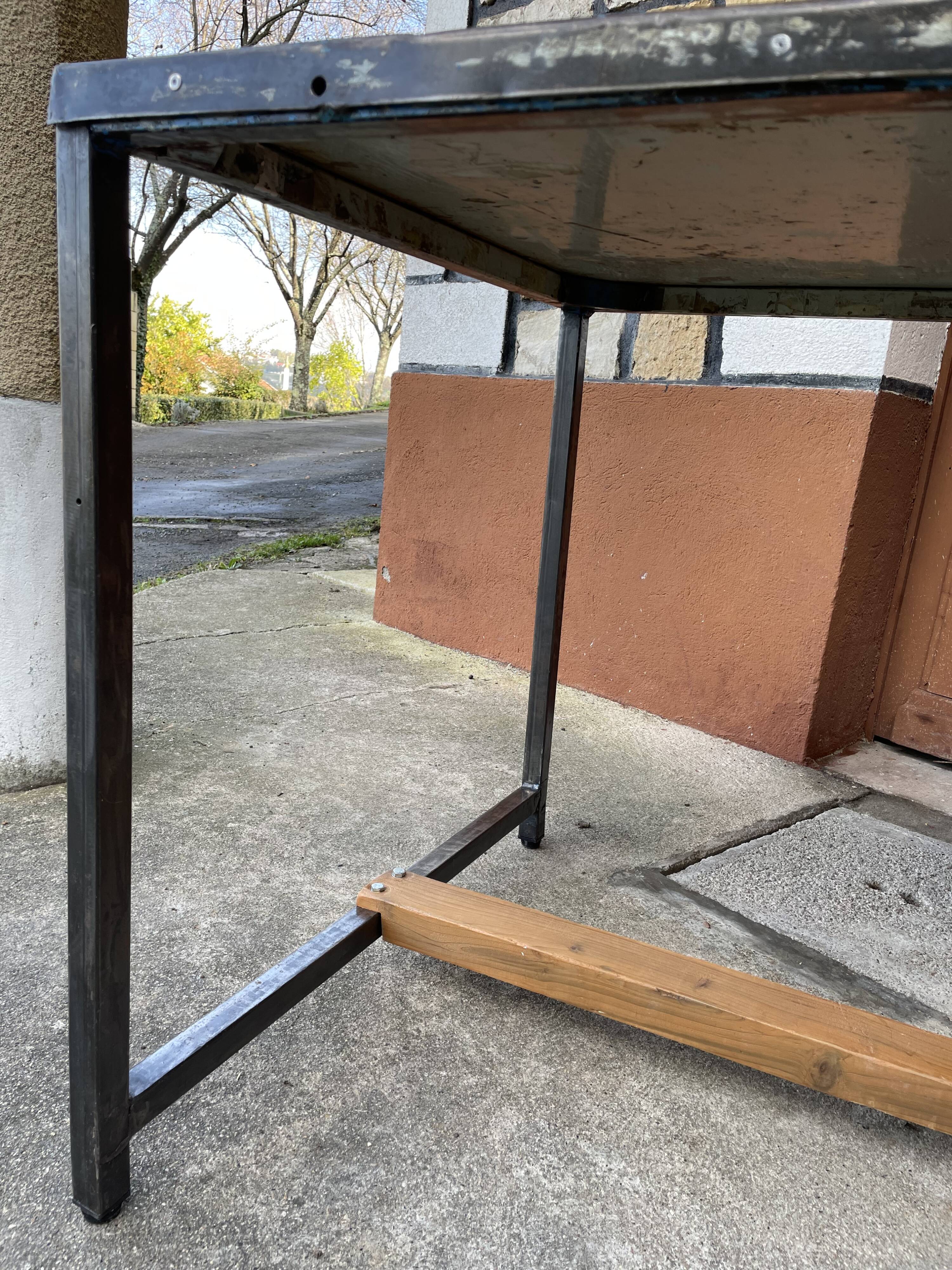 Industrial style table and chairs