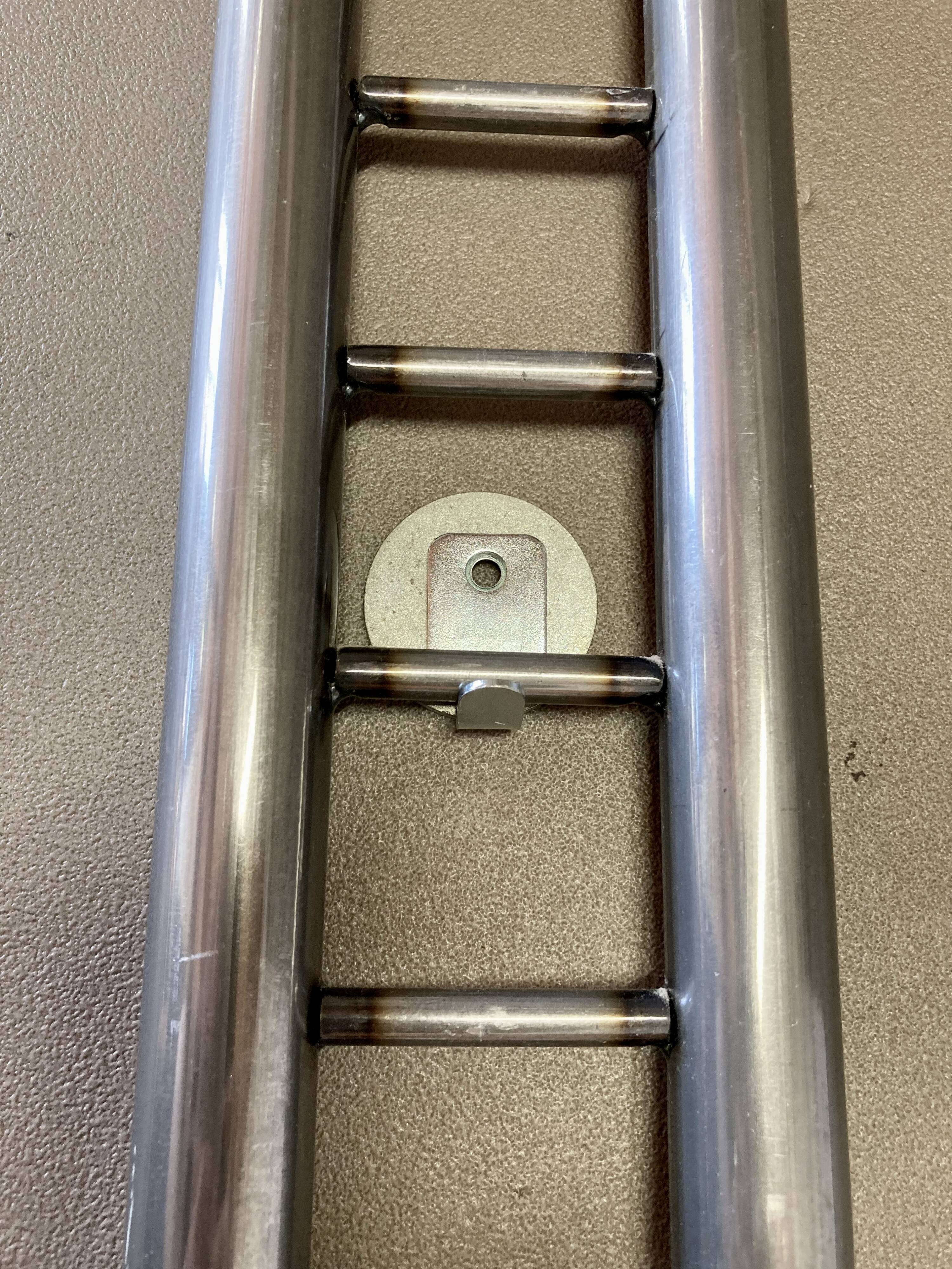 Modular shelf industrial design