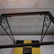 Table d'appoint en fer forgé vintage