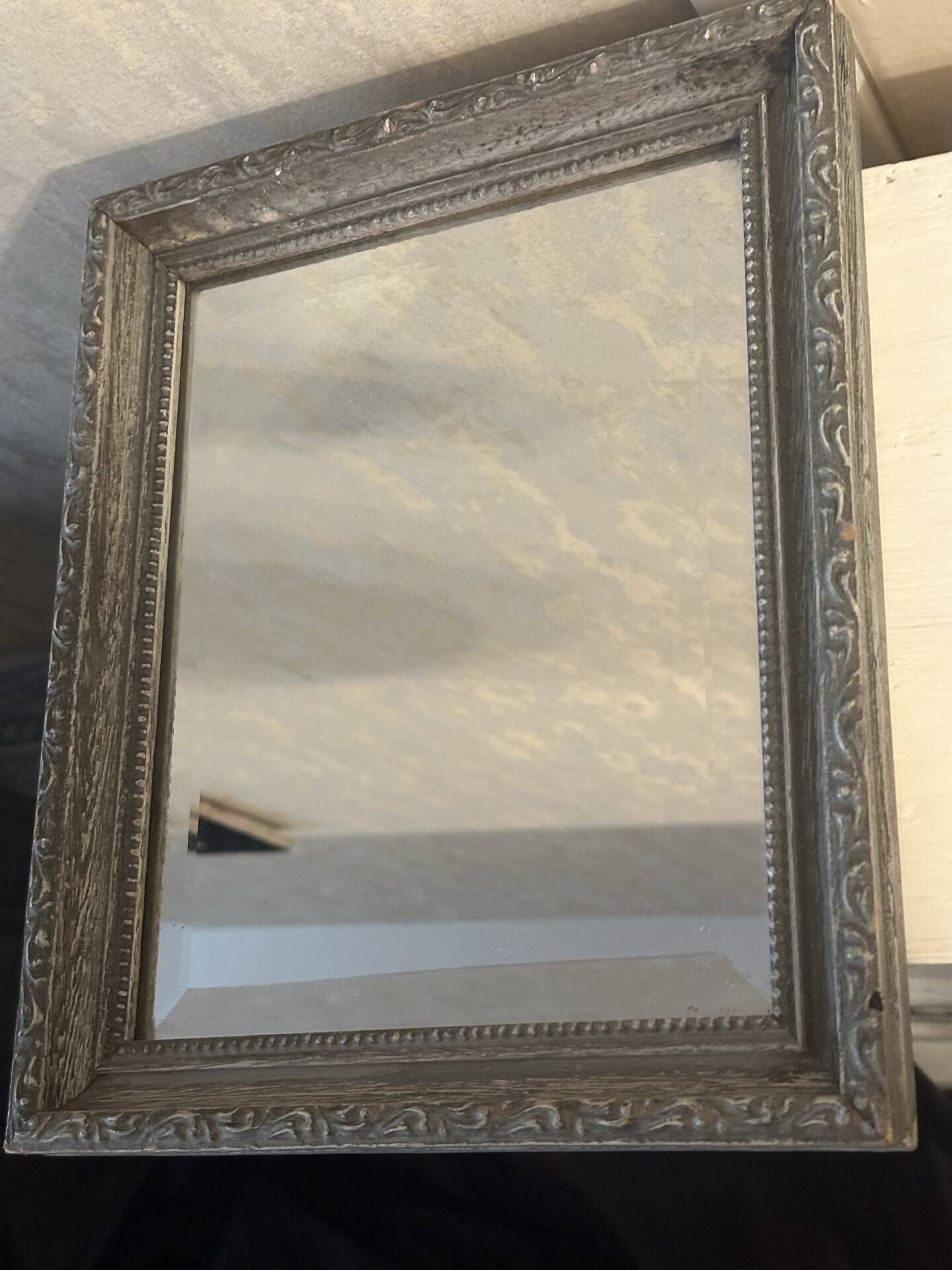 Antique bevelled mirror – Moulded wooden frame in anthracite 30/25 cm
