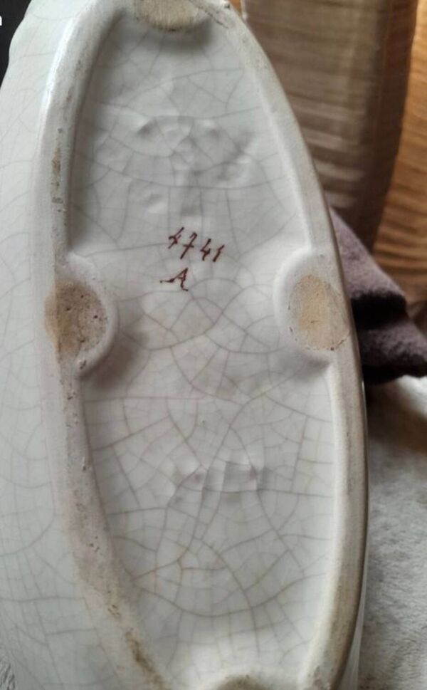 Vase craquelé antique numéroté estampillé signé coupe