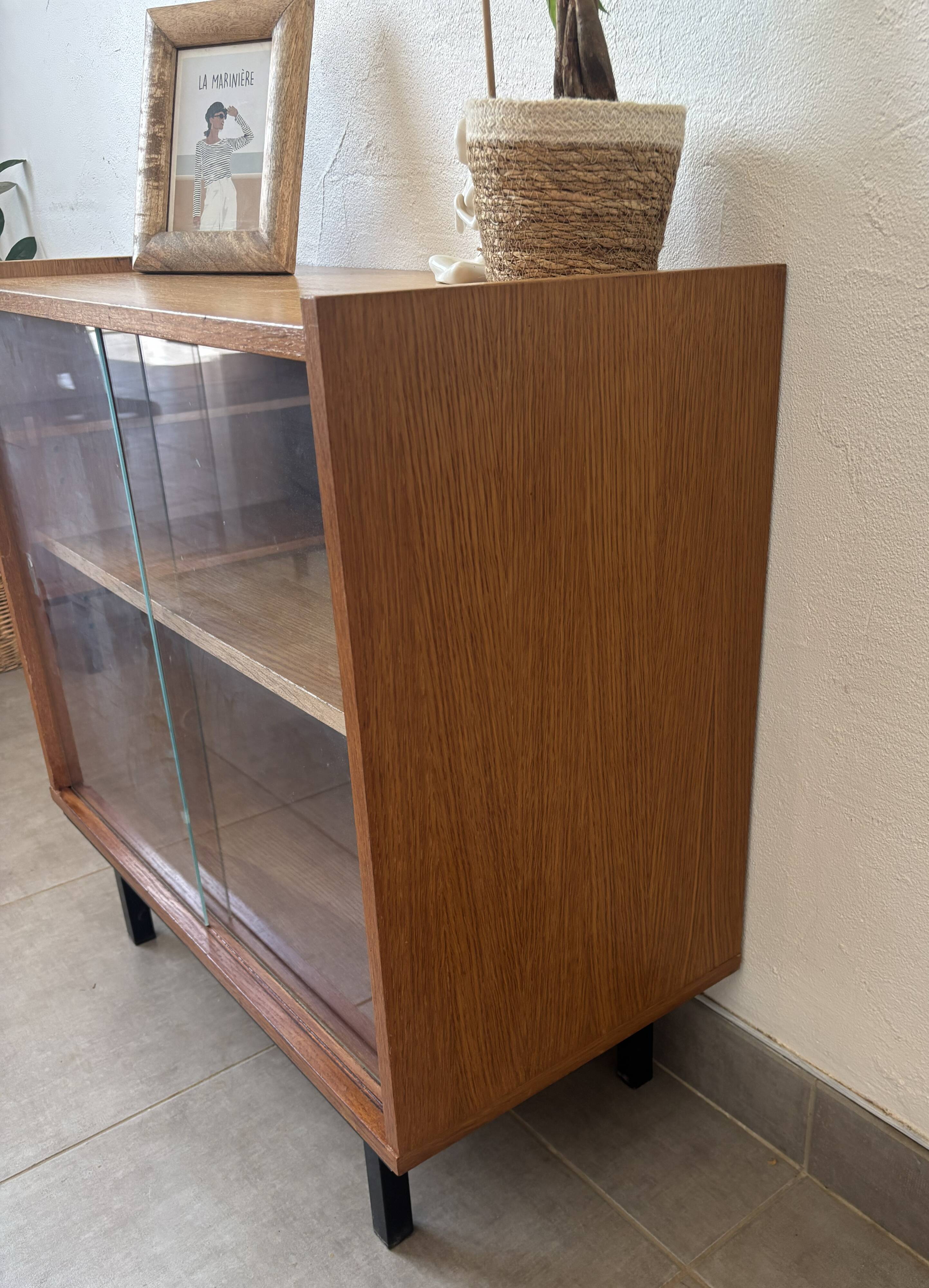 Vintage oak display cabinet from the 1960s.