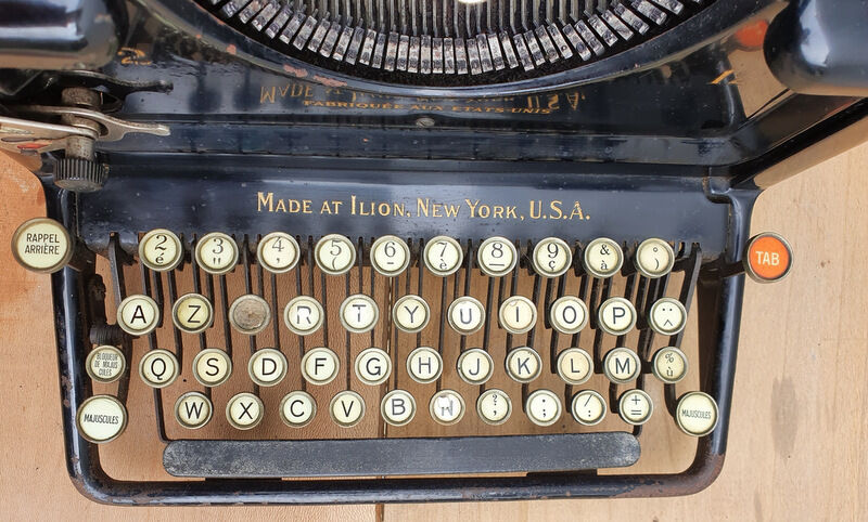 Remington Typewriter 1920