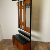 Wall-mounted coat rack