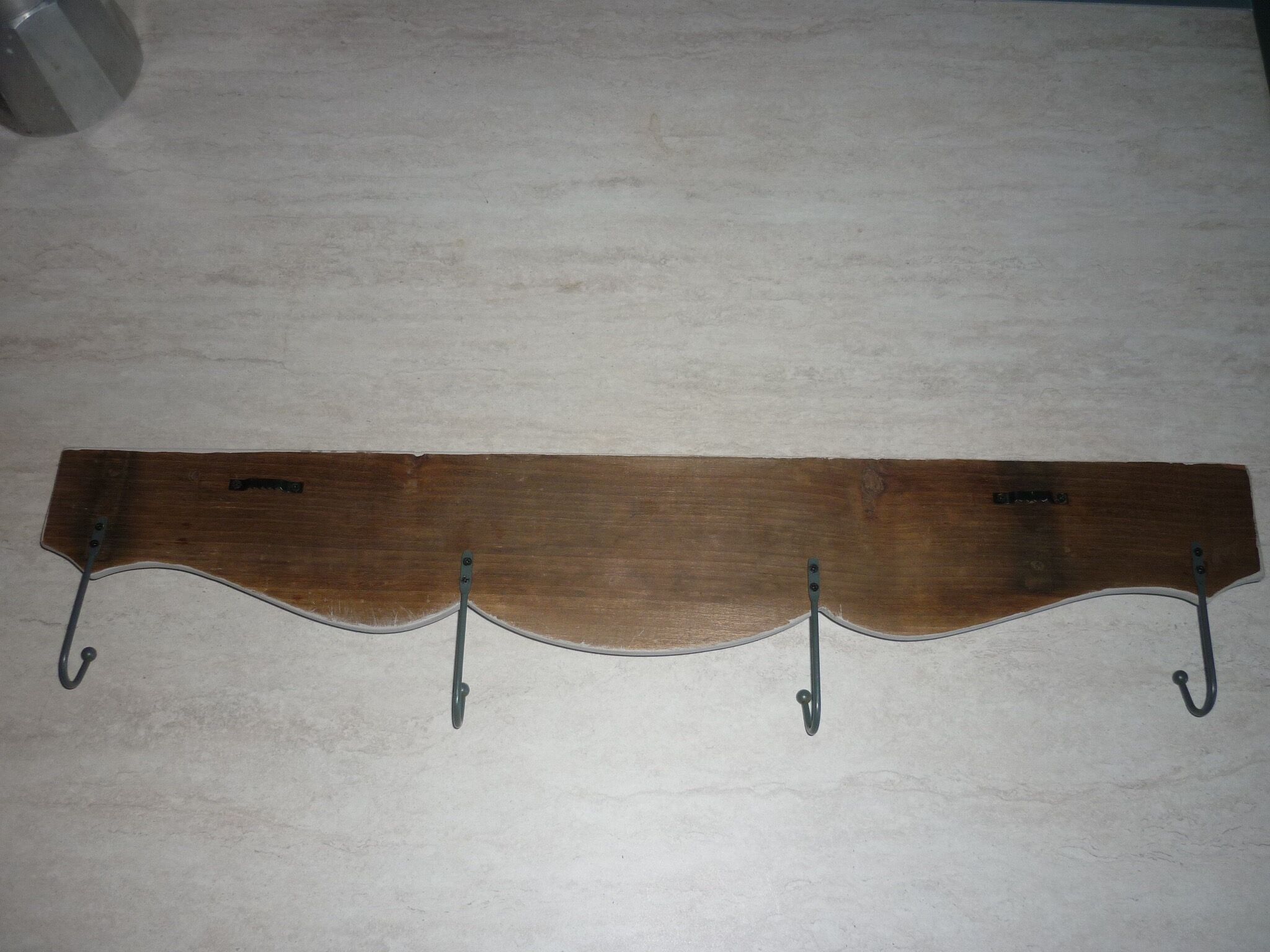 Wooden coat rack 4 hooks gray flowers