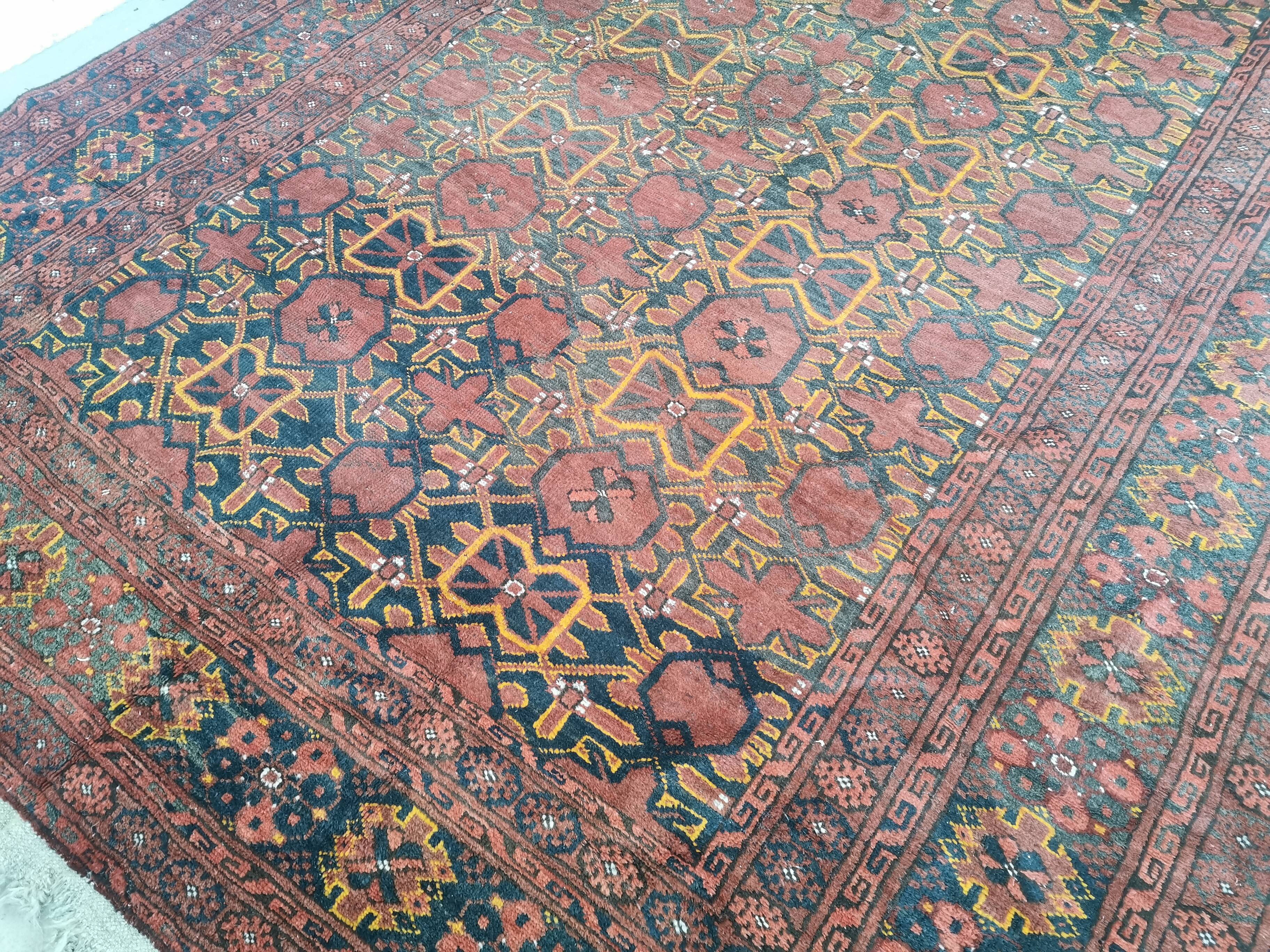 Large handmade Persian rug 310/230 cm