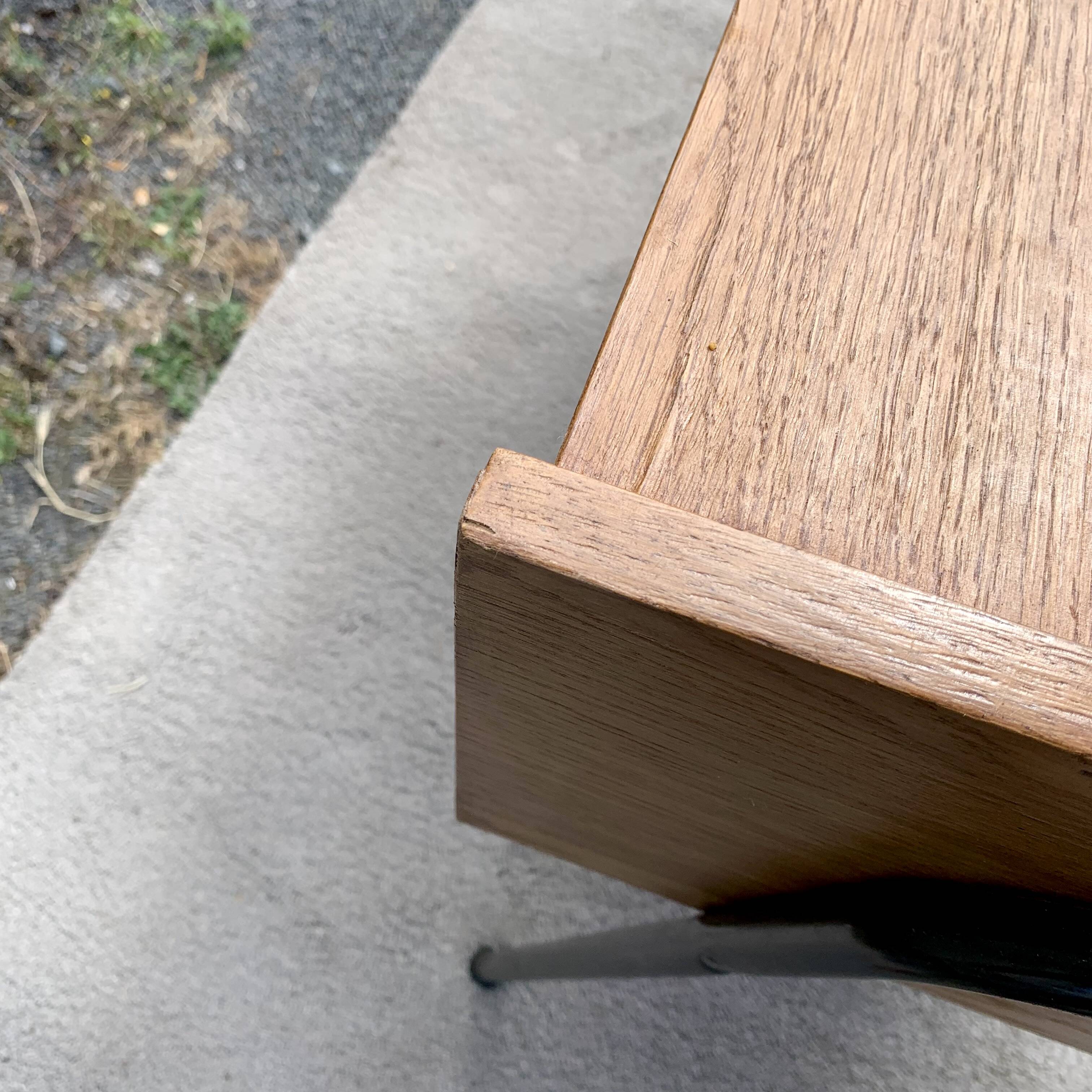 2-drawer, 1-compartment desk from 1950