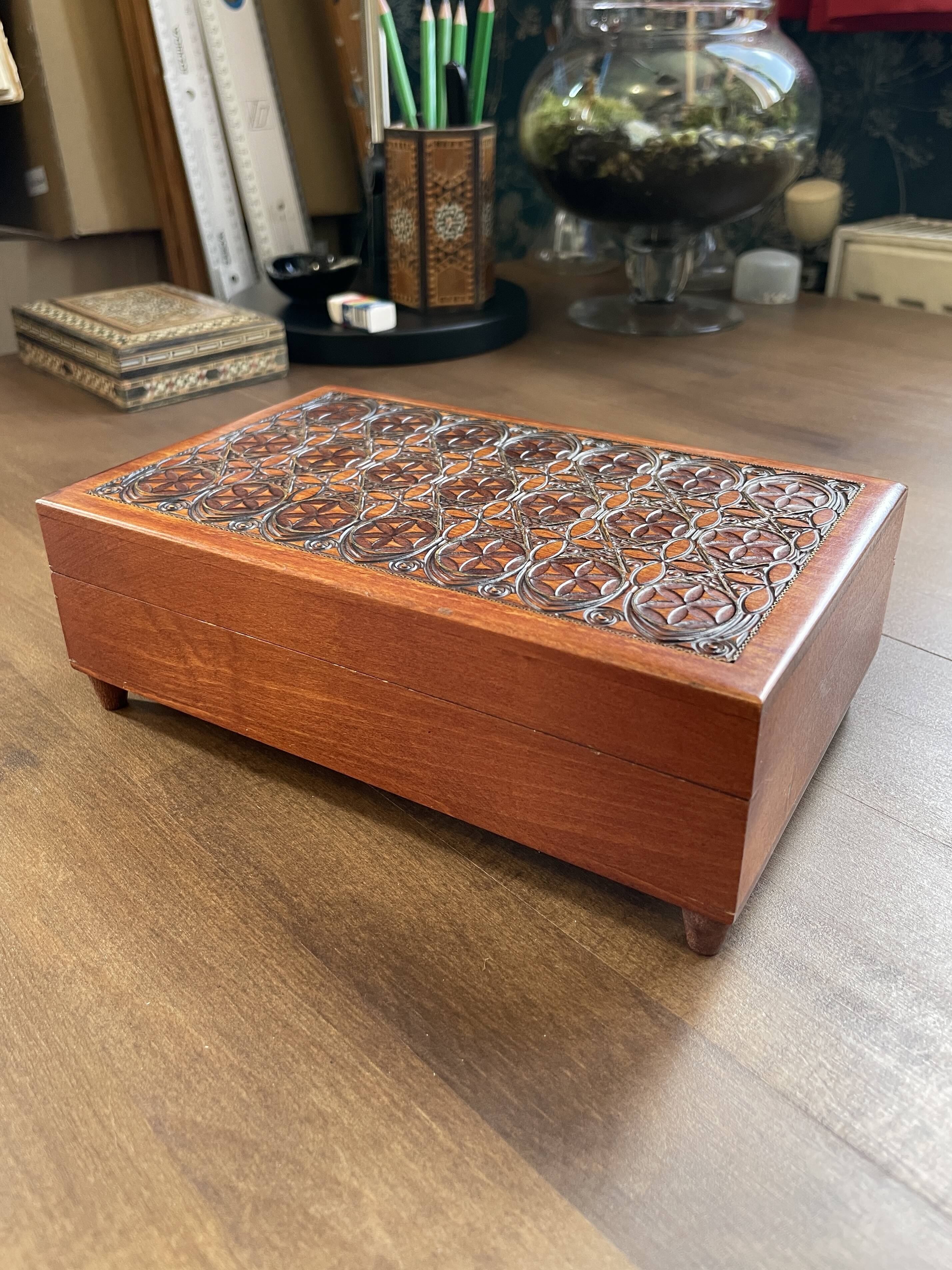 "Music box 'Flowers of Life' by the brand Reuge (1970, Switzerland)"