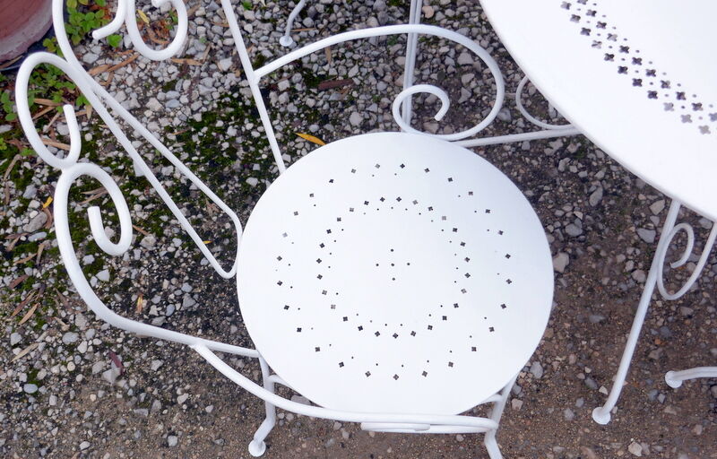 Garden furniture in old wrought iron 5 rooms