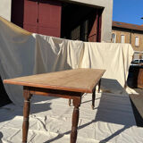 Community table