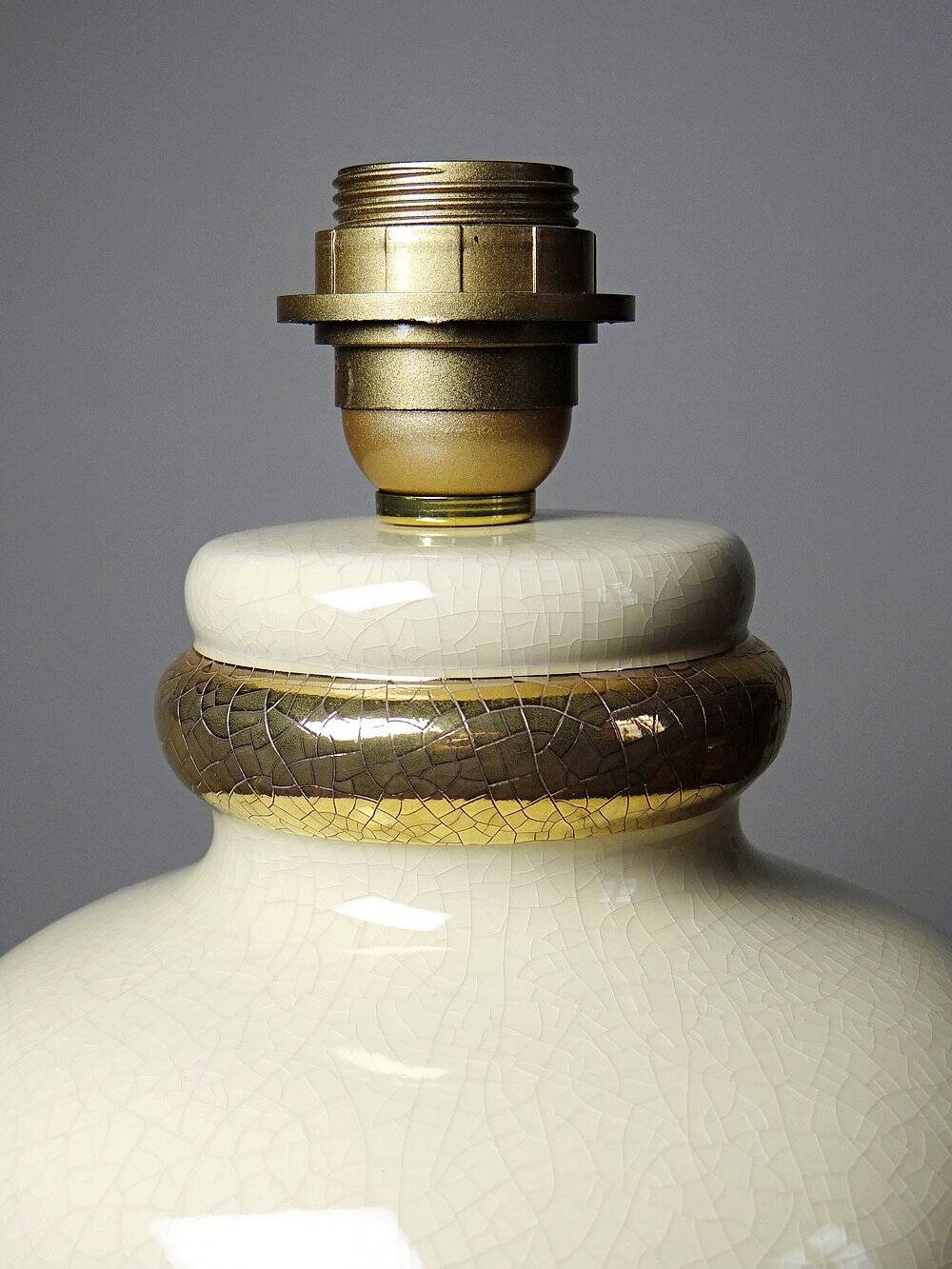 Vintage 1980s-90s Le Dauphin Dynastie crackle-glazed earthenware lamp