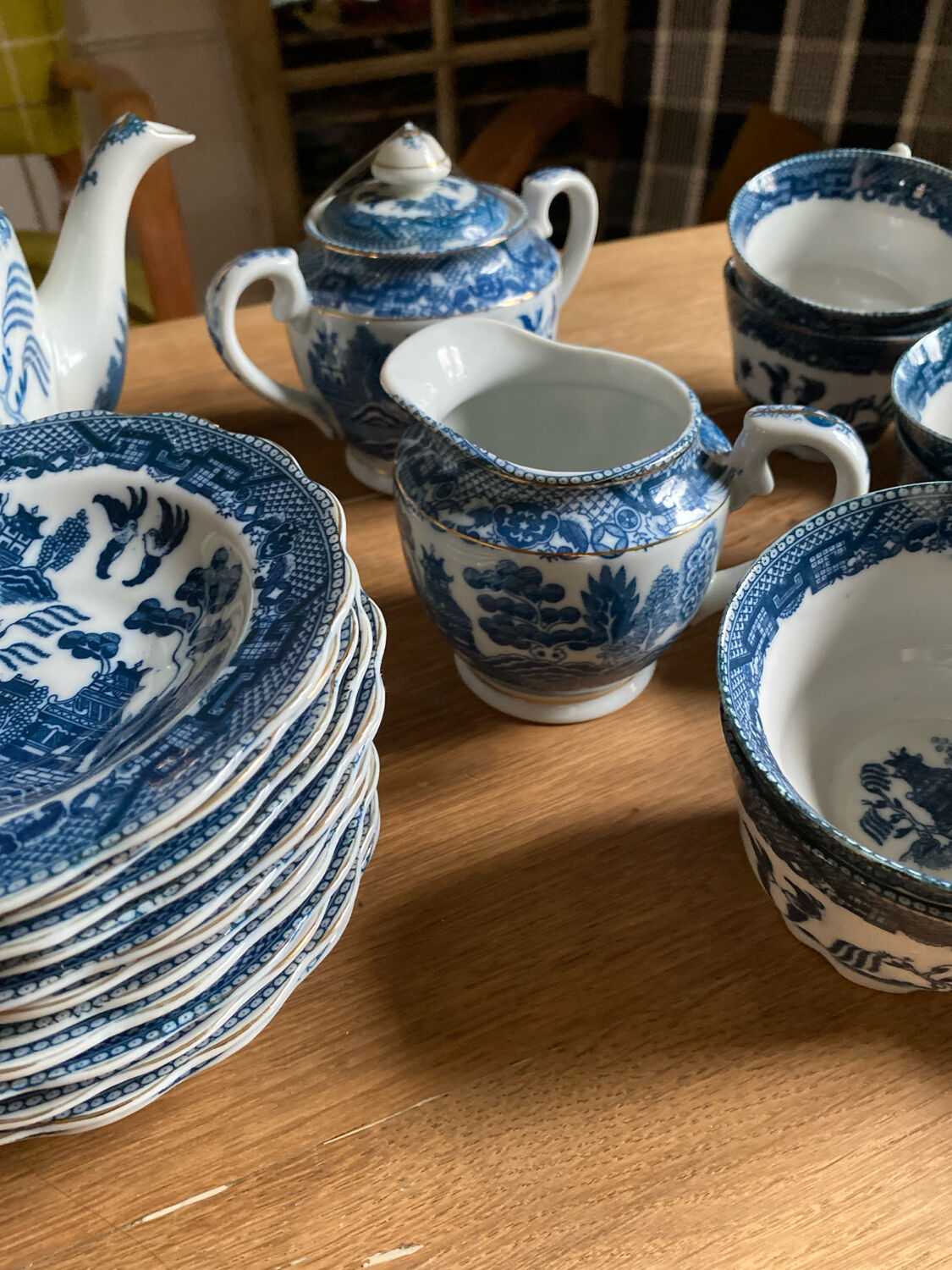 Blue Willow Tea Set