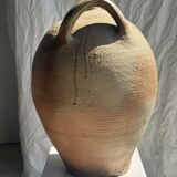Very large beige jar with 2 handles H49