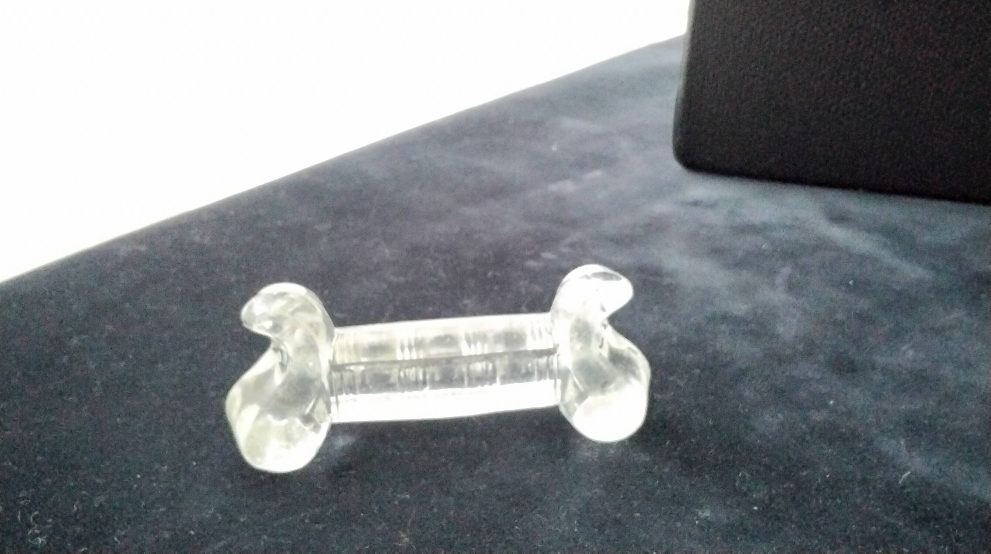 4 large pressed moulded glass knife rests