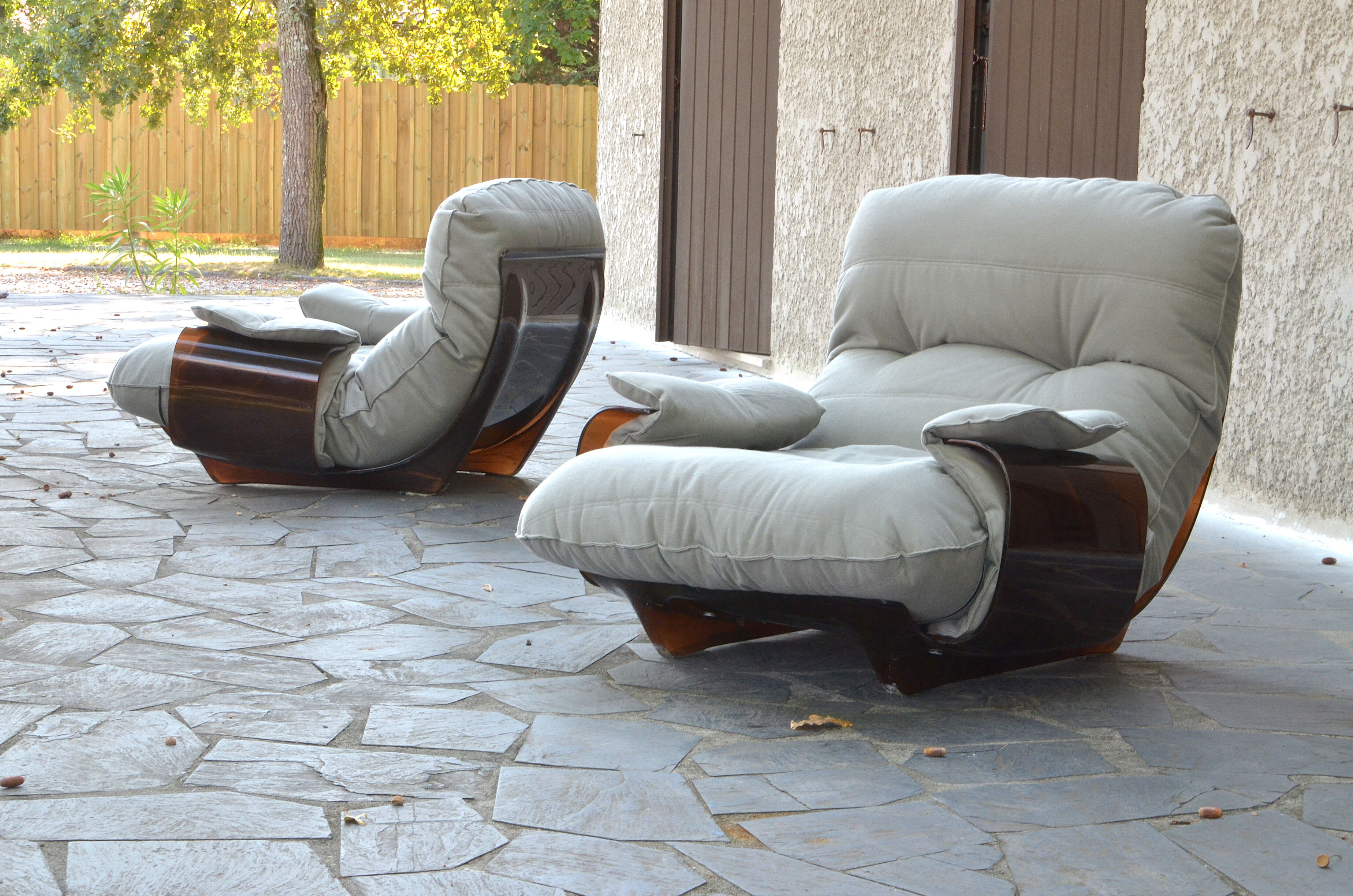 Pair of chairs "Marsala" by Michel Ducaroy for Ligne Roset