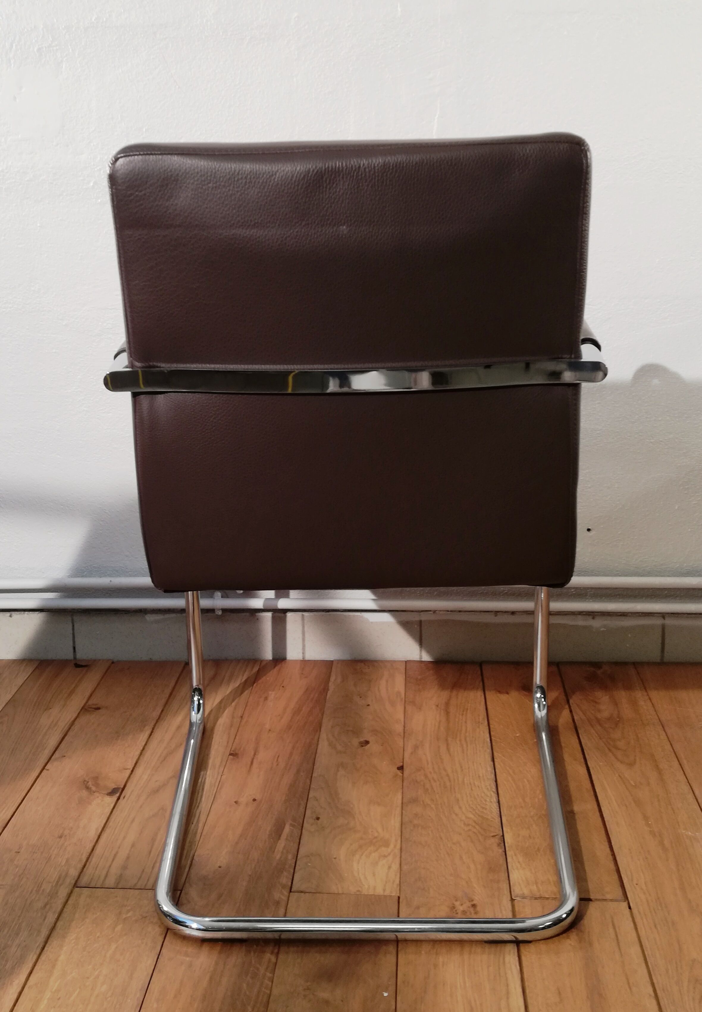 Vintage armchair Bono