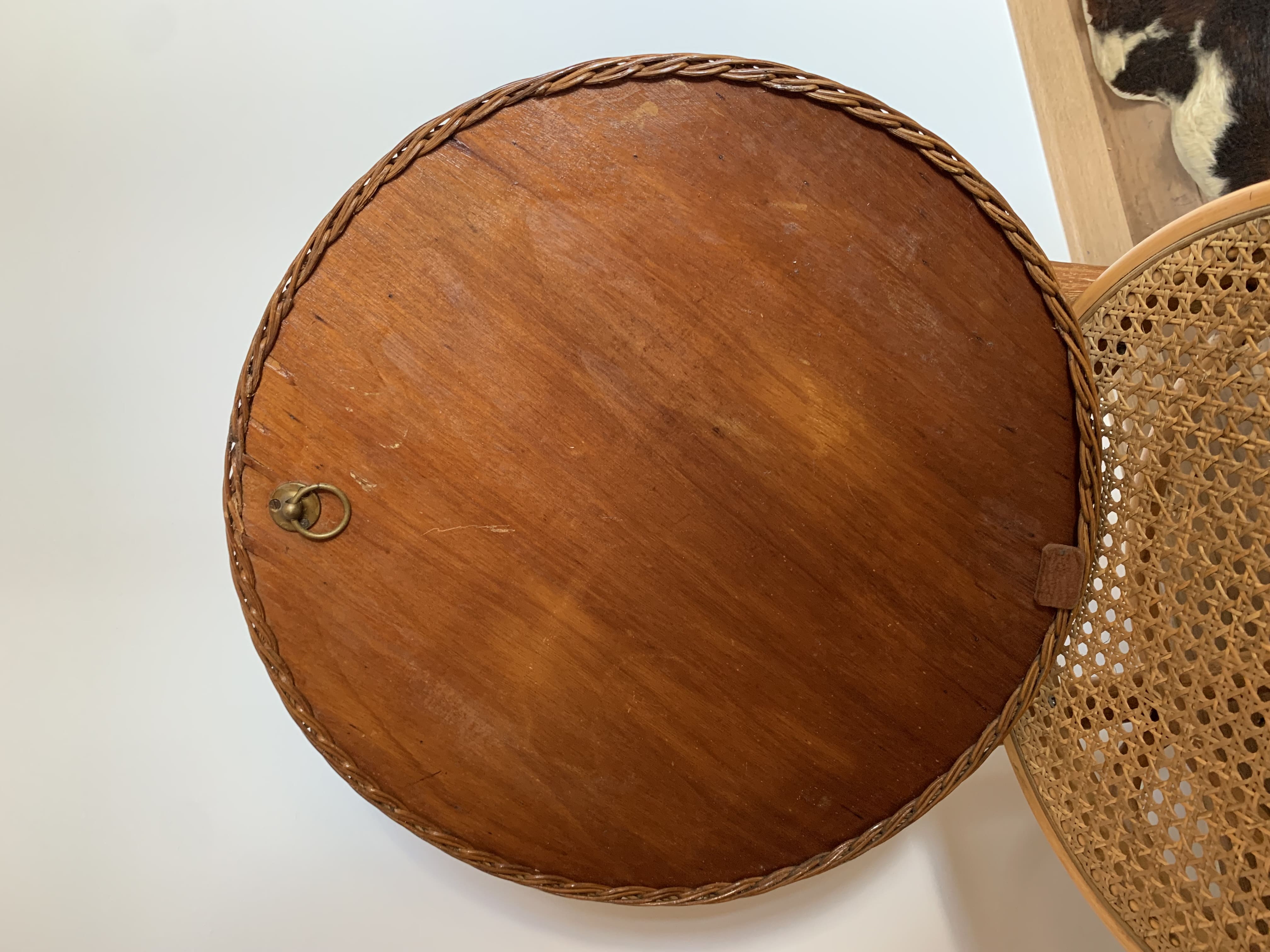 miroir rond en rotin tressé, 1960's