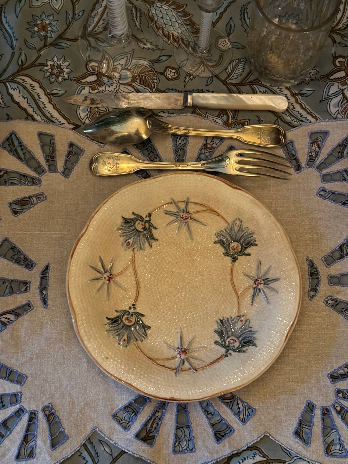 Wasmuel barbotine coffee and dessert plate service, late 19th century (19th century)