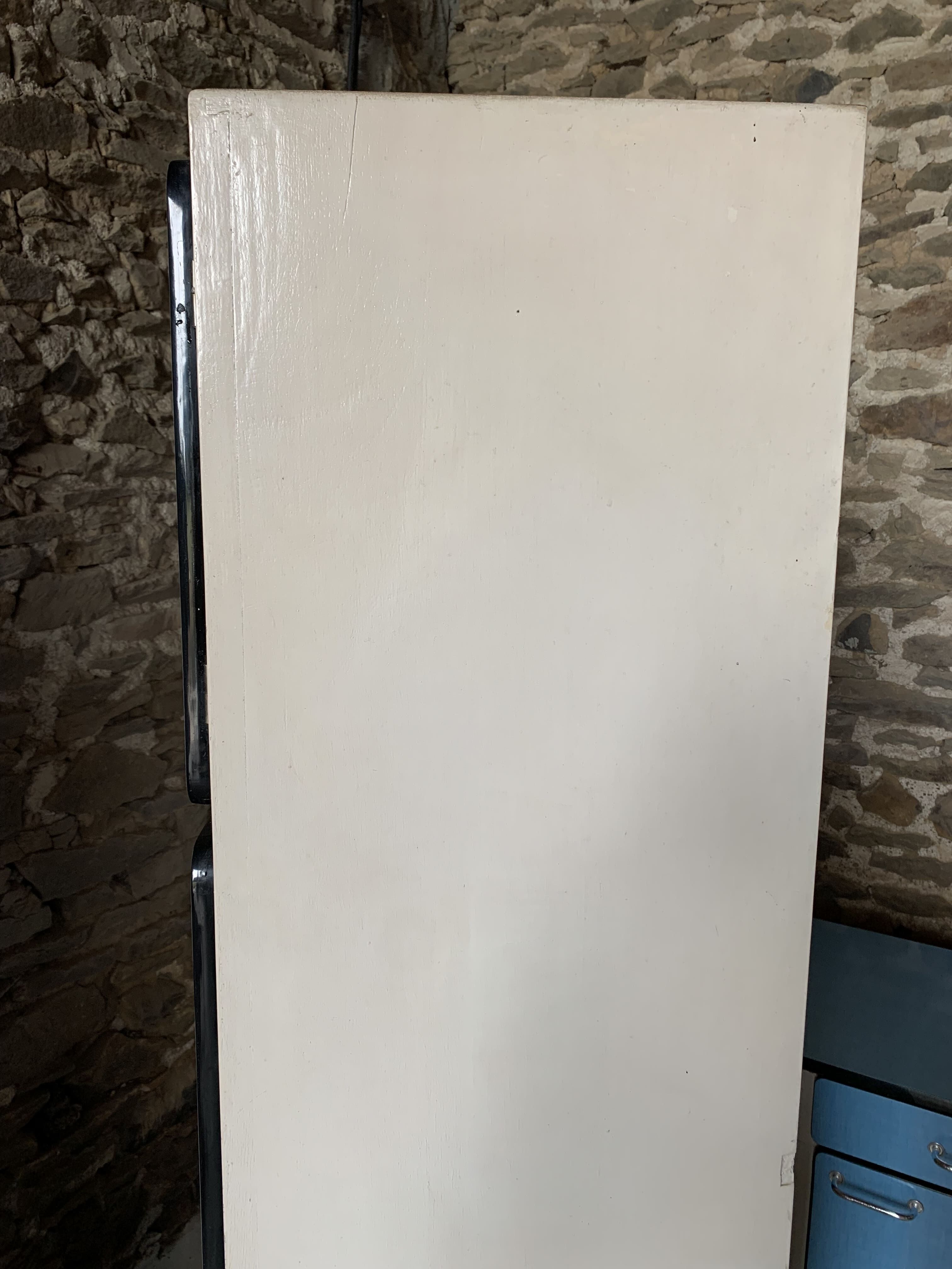 2-door wardrobe