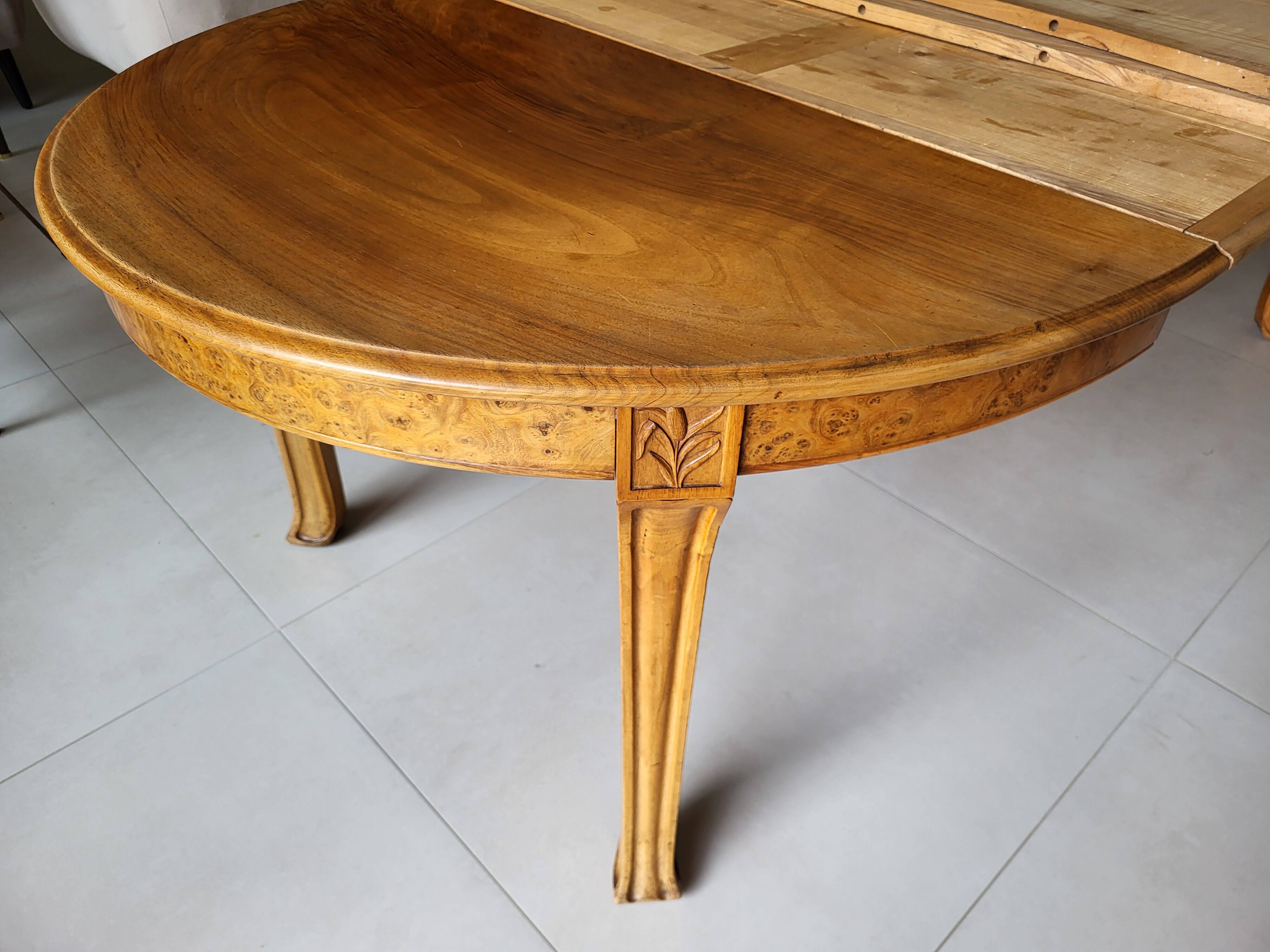 Table and 10 Art Nouveau style chairs.