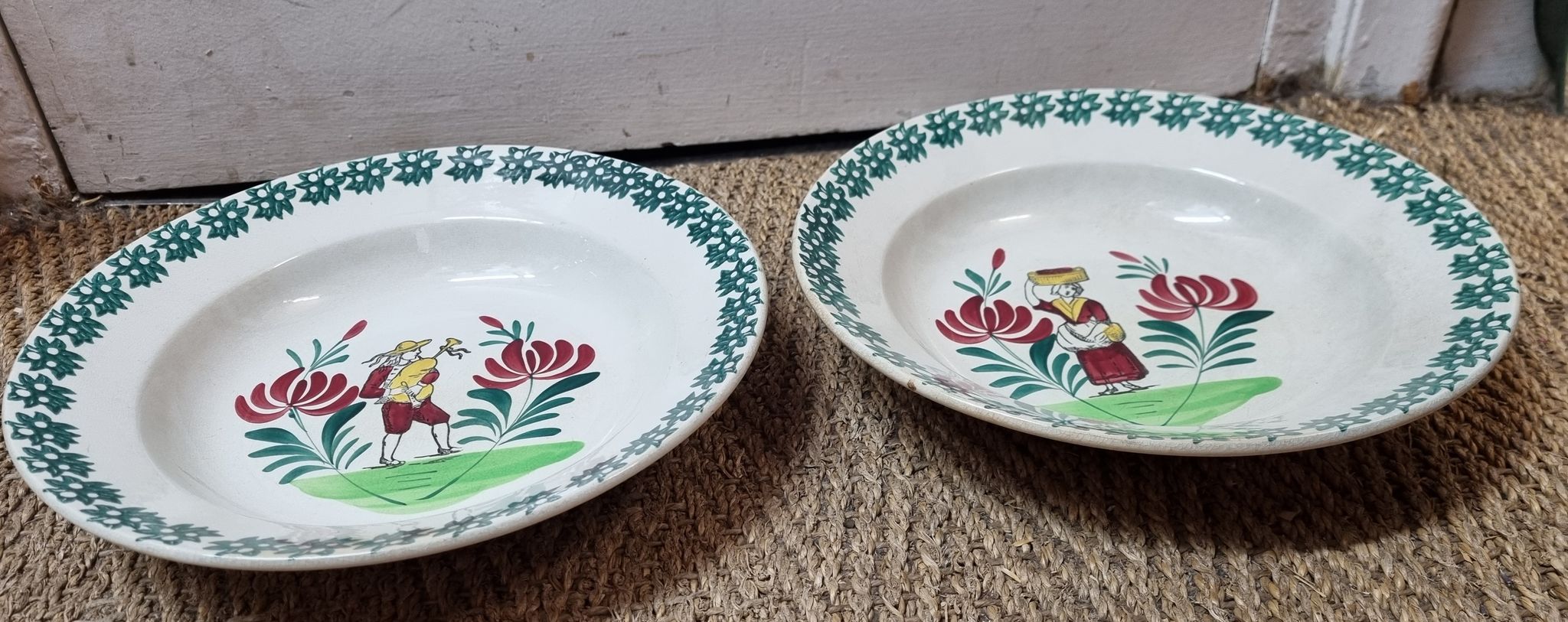 2 plates earthenware of St Amand, early twentieth