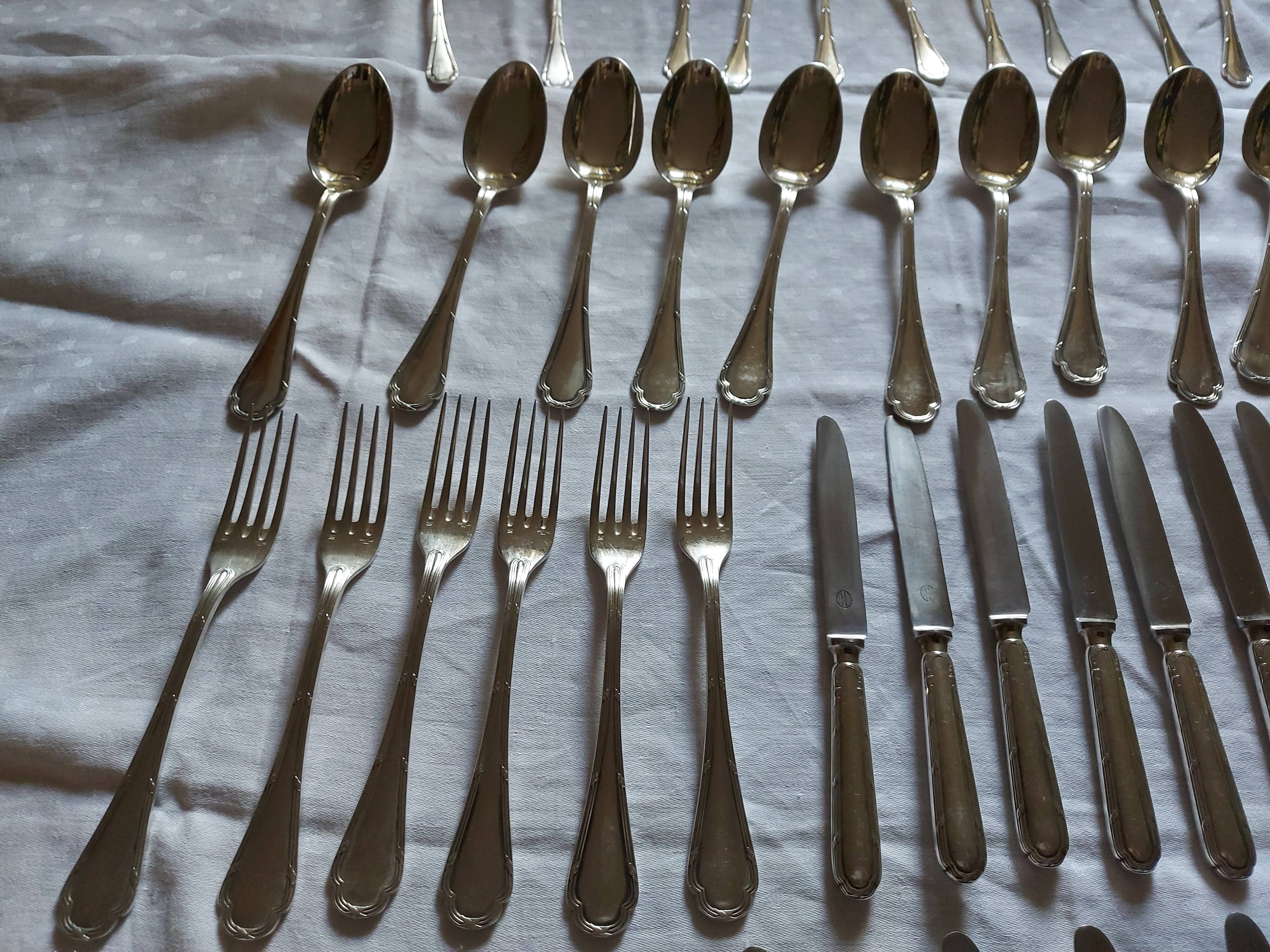 Ercuis housewife, 62 pieces in a box