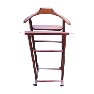Chamber valet in mahogany tinted beech from the 70s with castors