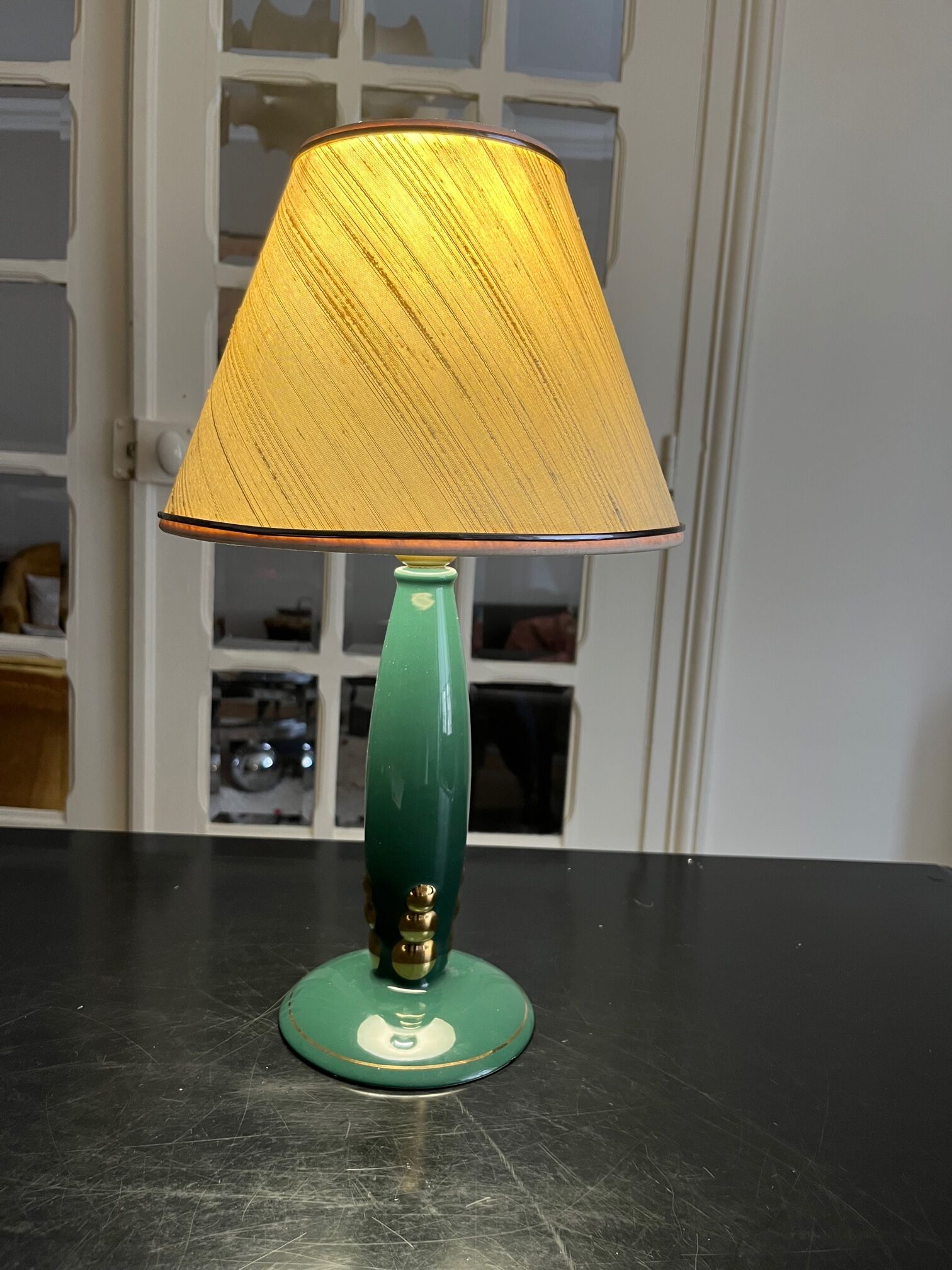 Drimmer earthenware lamp