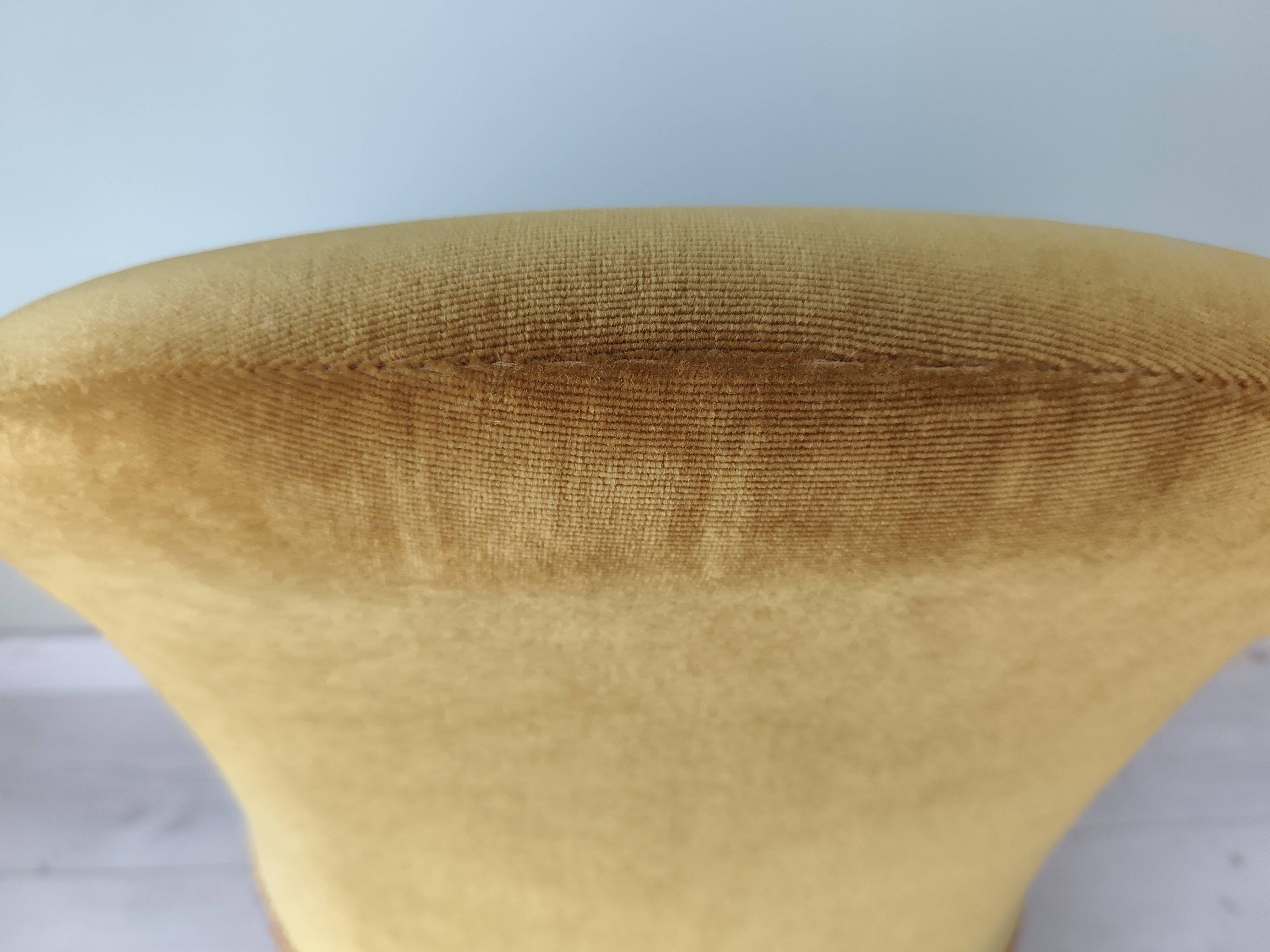 Vintage ochre armchair