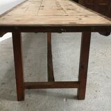 Farm table