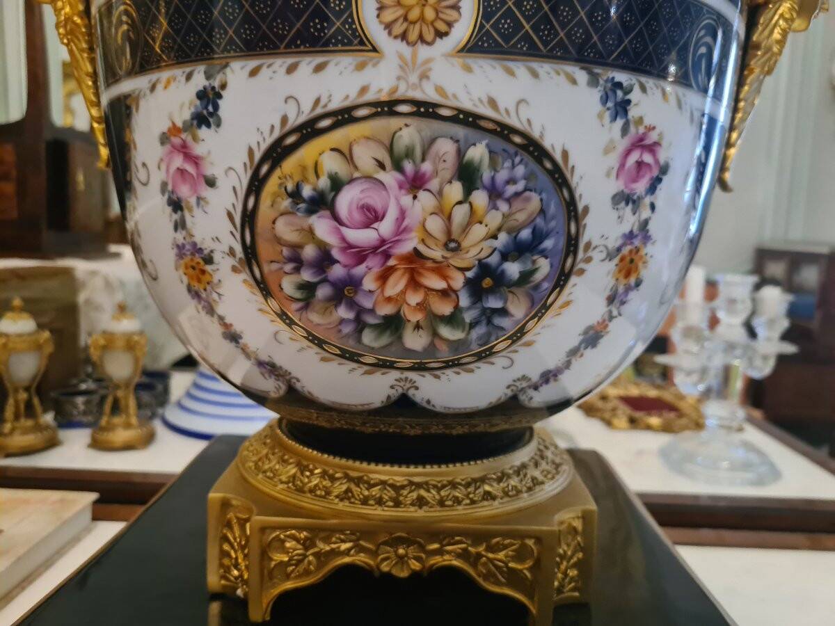 BURNED PORCELAIN FRAGRANCE