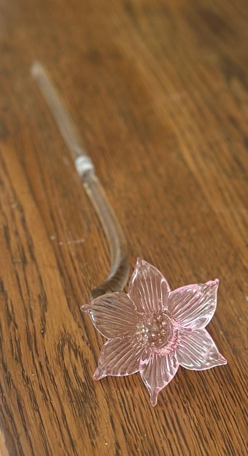 Murano glass chandelier Venetian flowers, circa 1950/1970 pink yellow