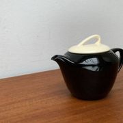 Postmodern ceramic teapot or coffee pot by Pagnossin, Italy, 1980s.