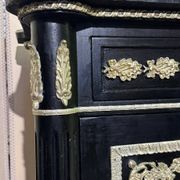 Meuble style Napoléon III "Boulle" en bois laqué