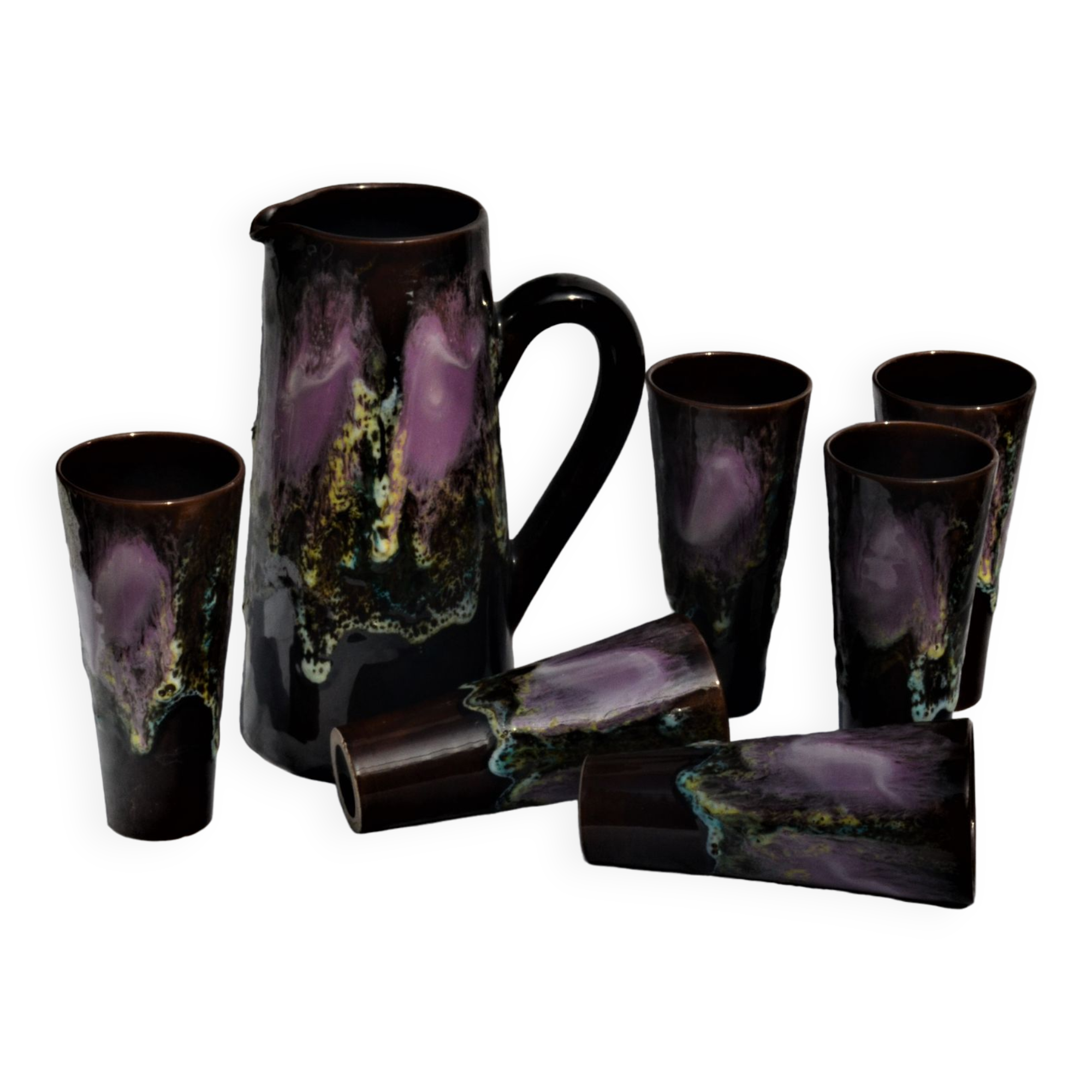 Carafe and six Vallauris glasses