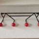 Porte manteau années 60 vintage 4 boules rouge