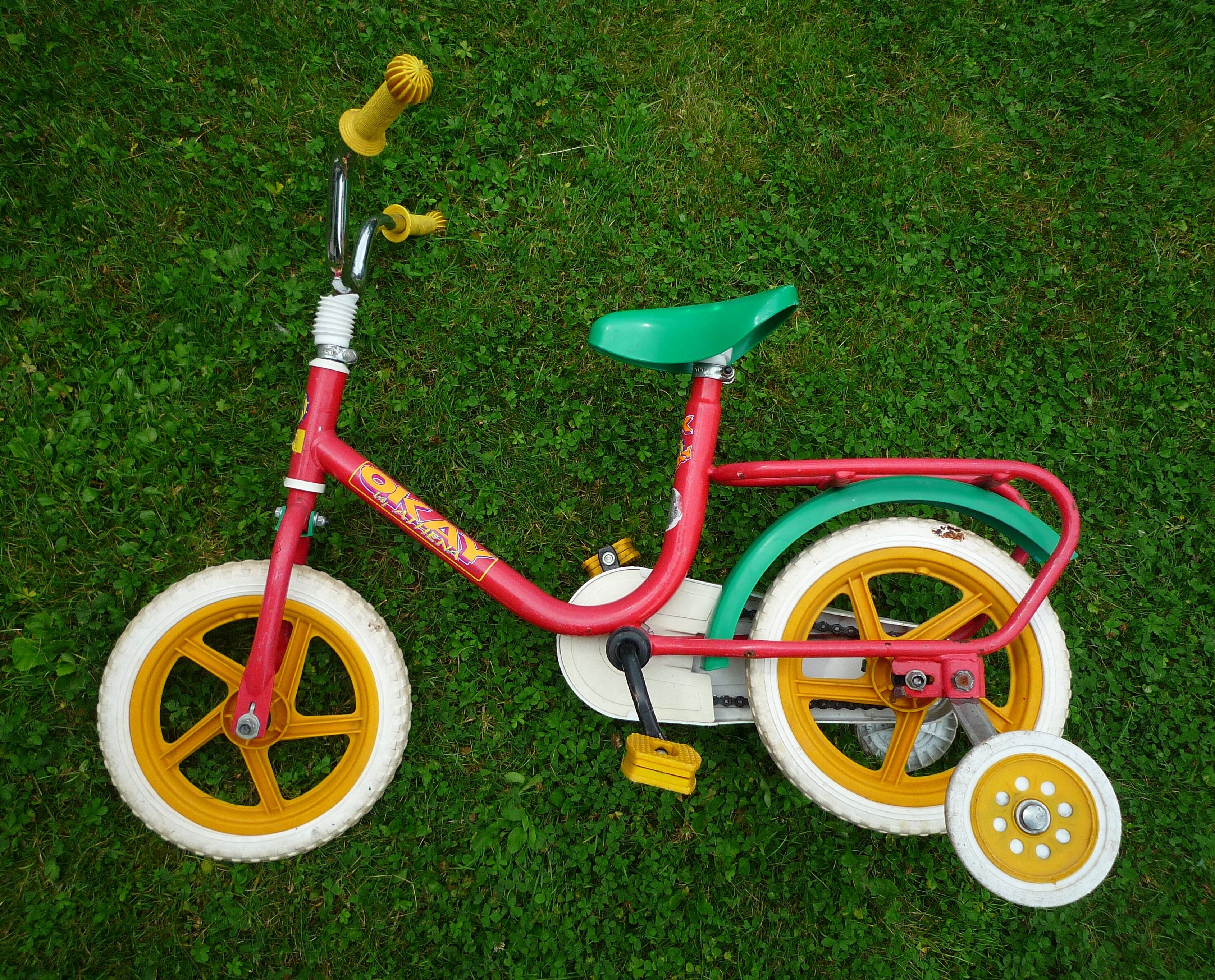 Small vintage children's bike 80s, Italian made