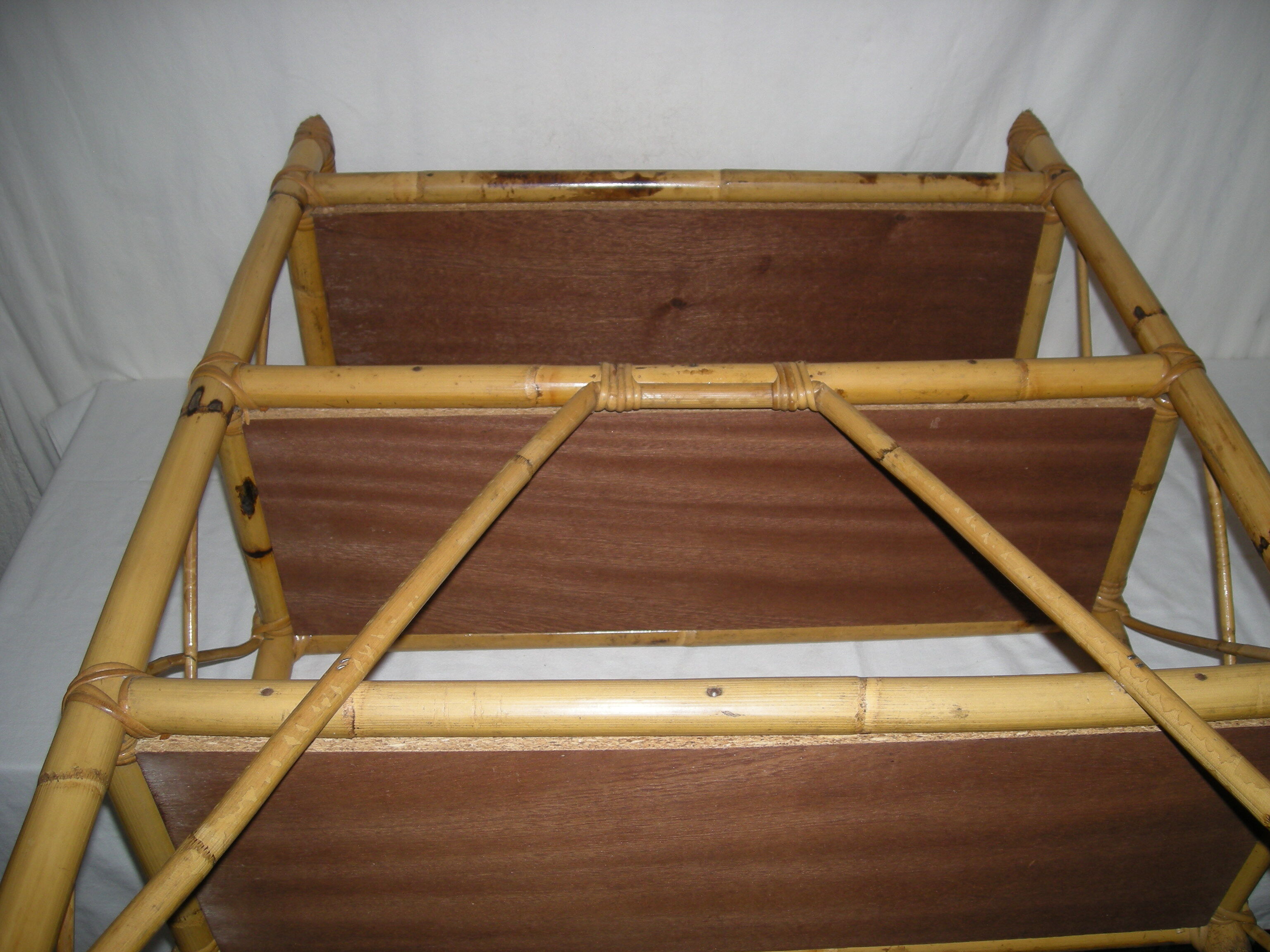 Rattan bamboo shelf on feet from the 50s 60s