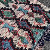 Vintage moroccan carpet from the azilal region 110x160 cm