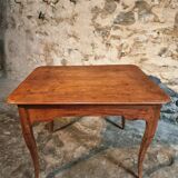 French side table in cherry wood, late 18th century.