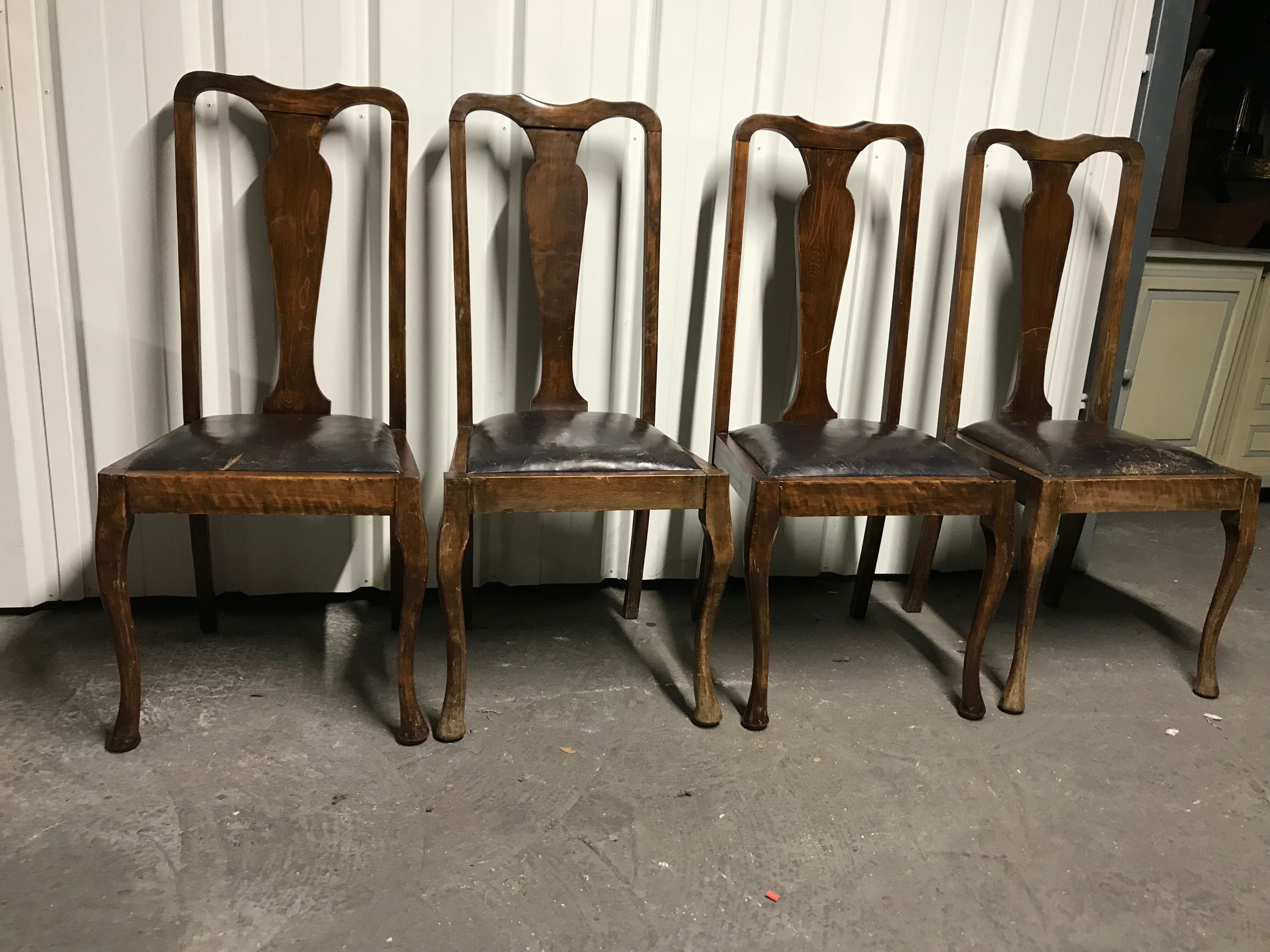 4 english chairs leather suite
