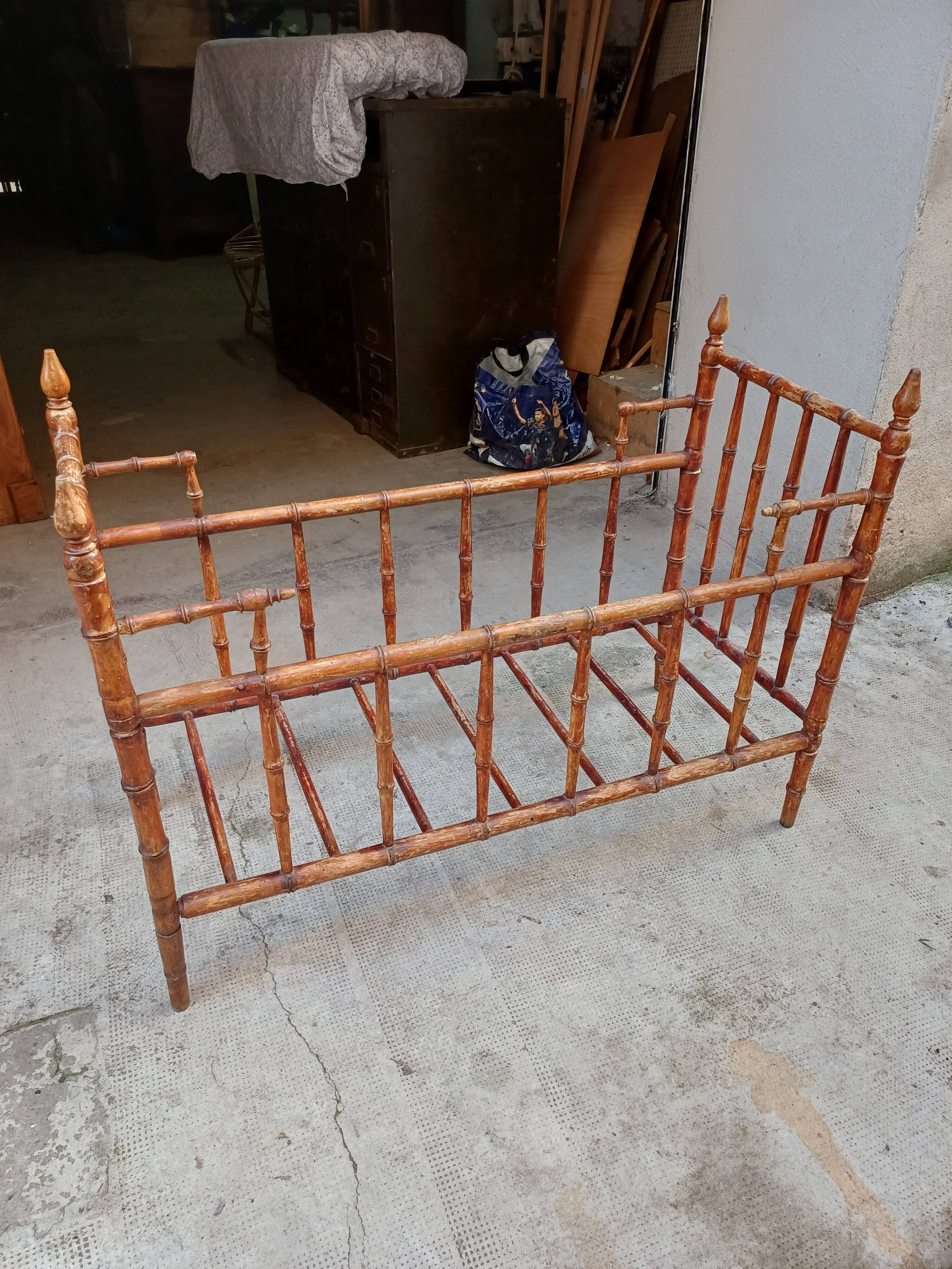 Charming wooden baby bed, 19th century style, faux bamboo