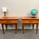 Paire de tables de chevet vintage
