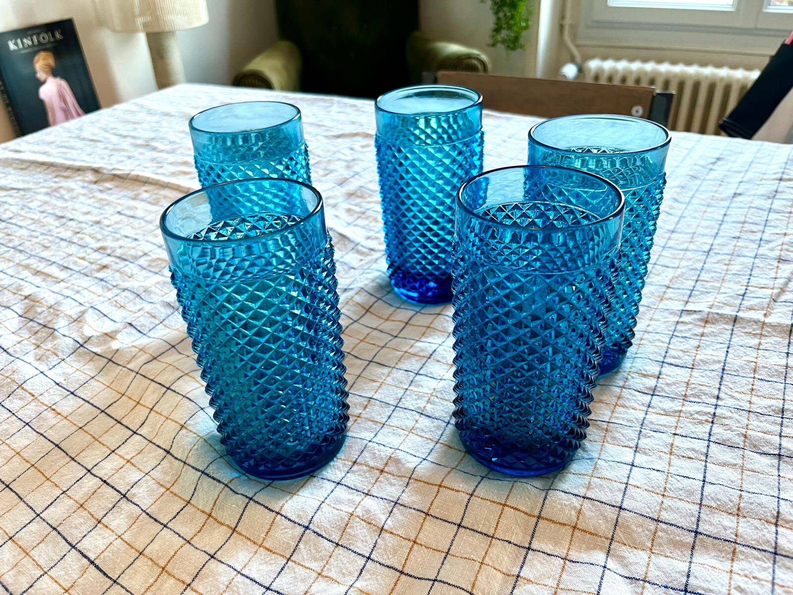 Verres bleu vintage