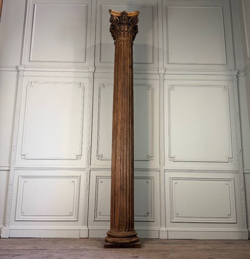 Carved oak column, fluted shaft and Corinthian capital, 18th century