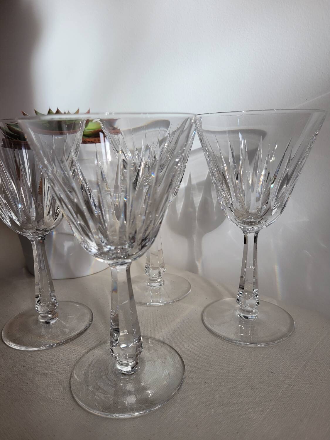 Set of 4 Villeroy and Boch water glasses