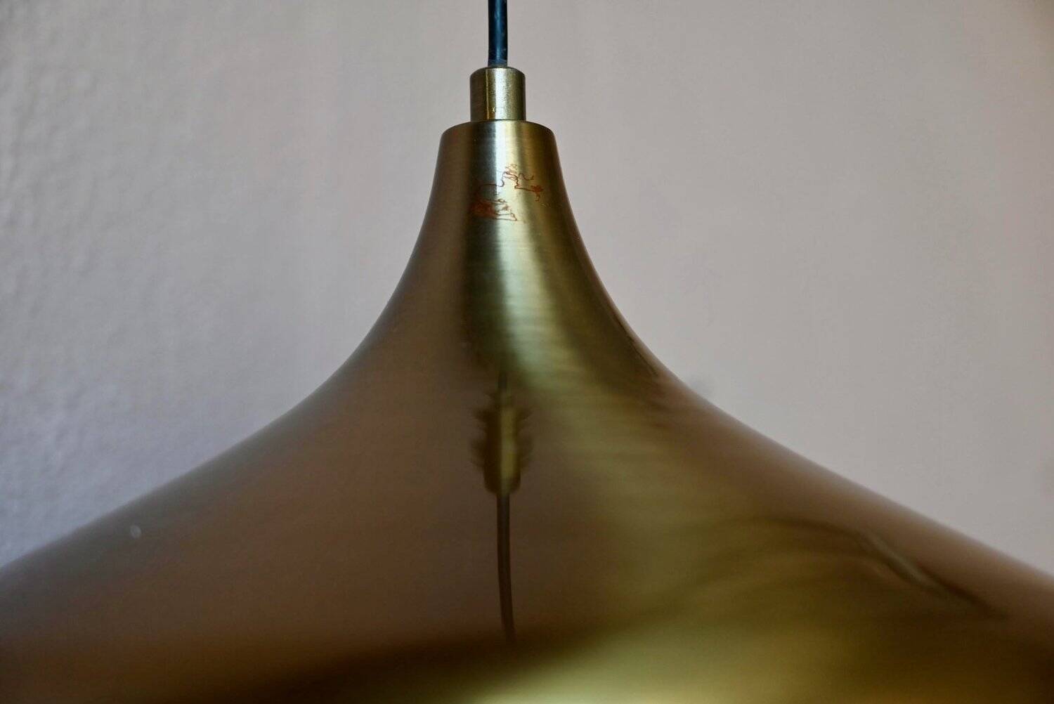Suspension Space Age brushed brass with copper interior from the 60s-70s.