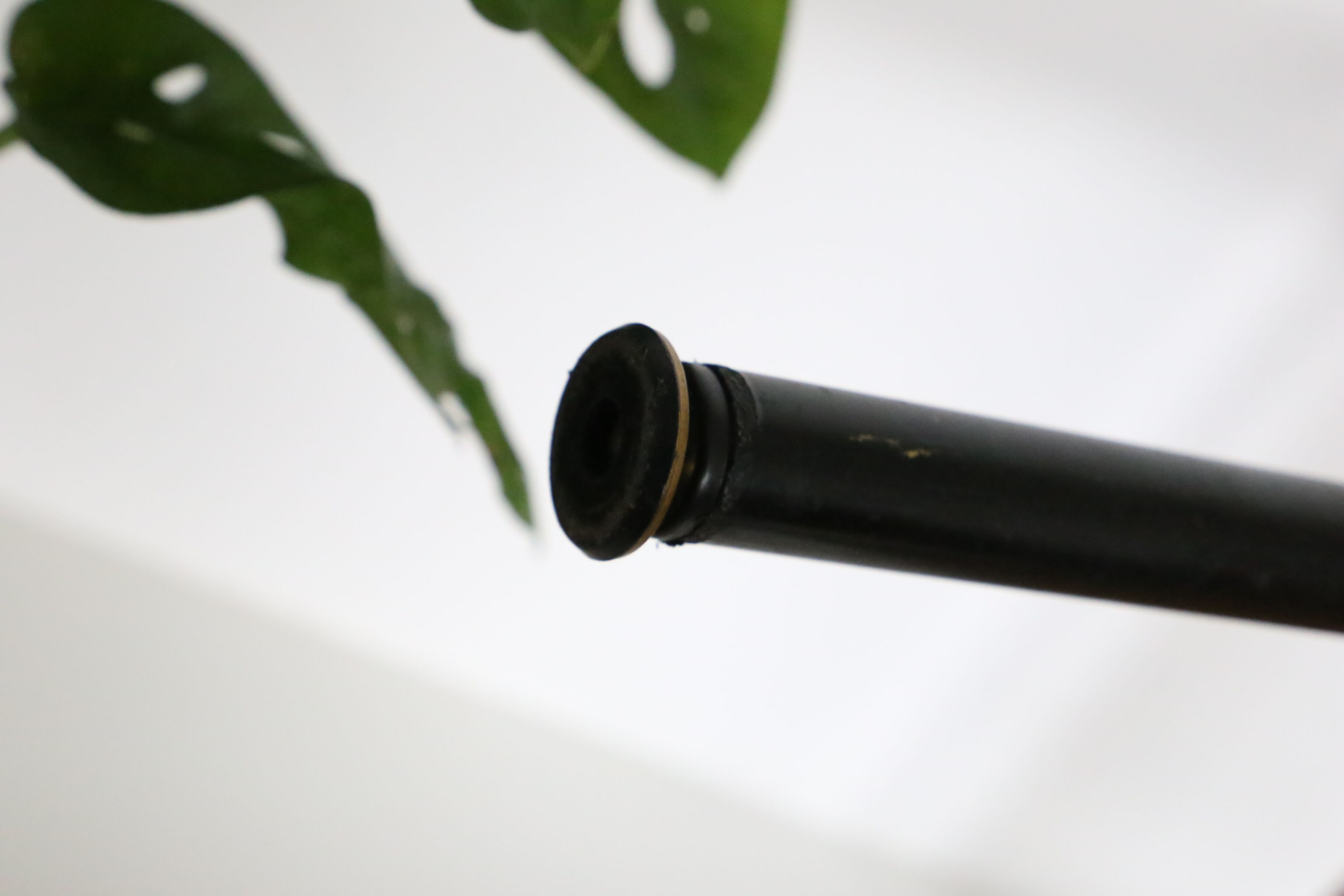 Angle shelf in formica