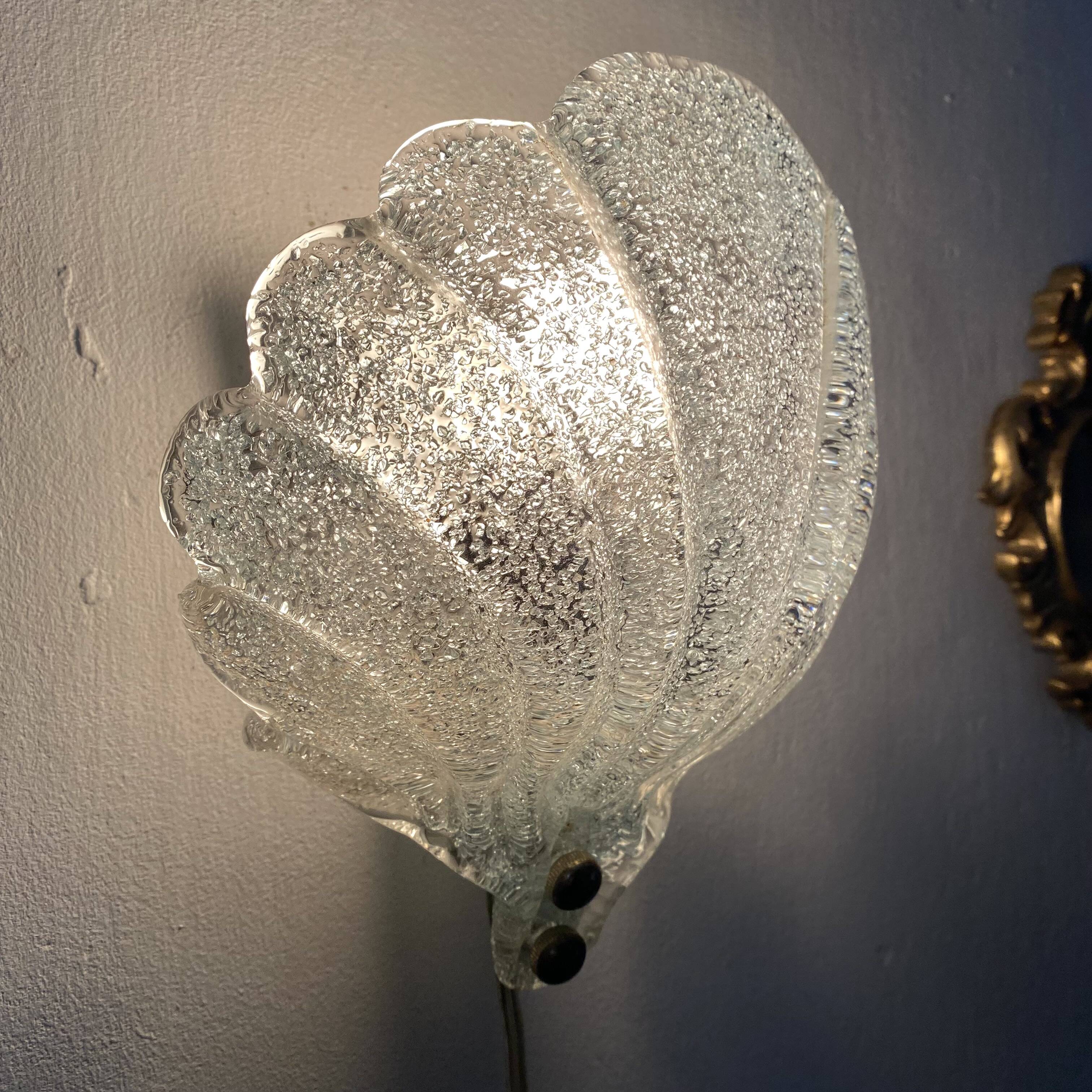 Wall light shell in glass and brass, 1970s-80s.