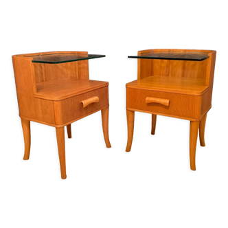 Paire de tables de chevet par Axel Larsson Bodafors Suède, années 1940.